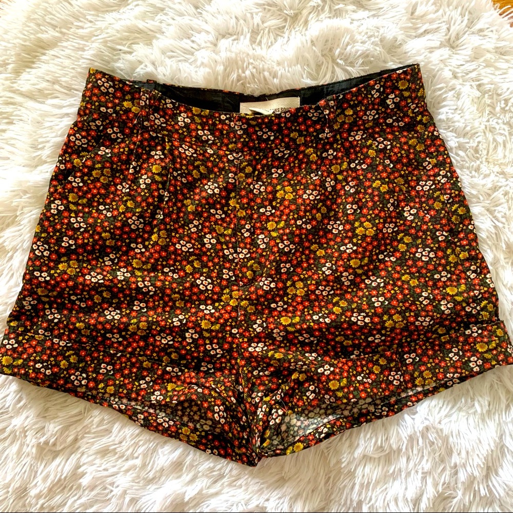Sans Souci floral high waisted shorts